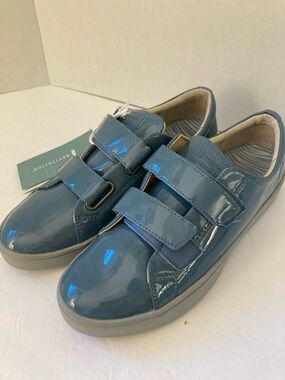 REVITALIGN Malibu Bella Smoke Blue Patent Velcro Sneakers women’s size 8.5B